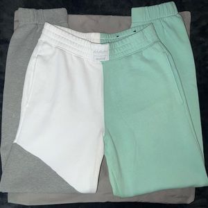 Brand:Hollister Size:Small Color:Tri-color Minty green, light grey, white